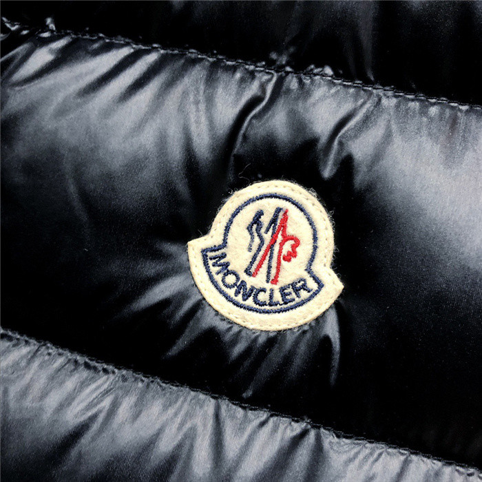 moncler down vest 37