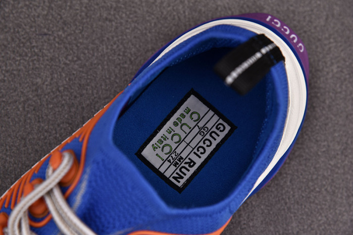 G*u*i* trainer sneaker79