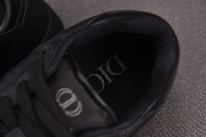 DIO* SNEAKERS B27 T0000-027