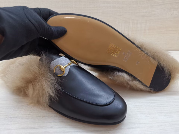 G*u*i* sandal 100 (special price)