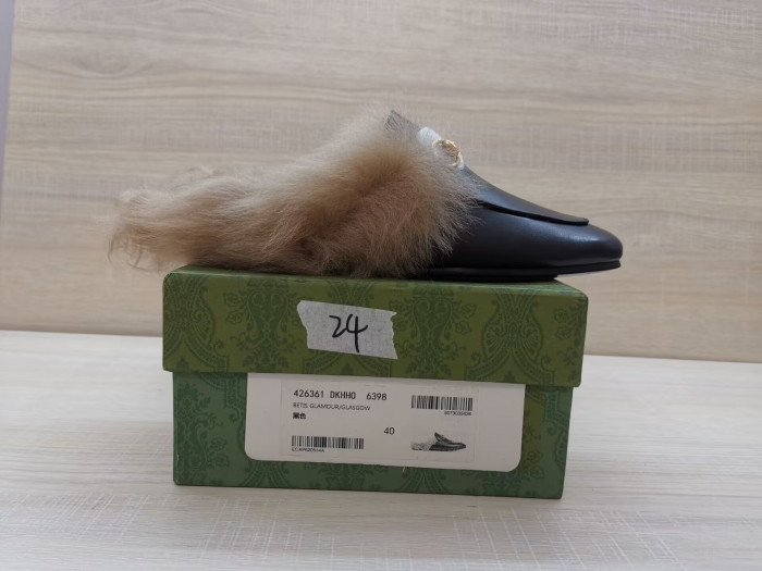 G*u*i* sandal 100 (special price)