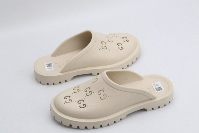 G*u*i* sandal90