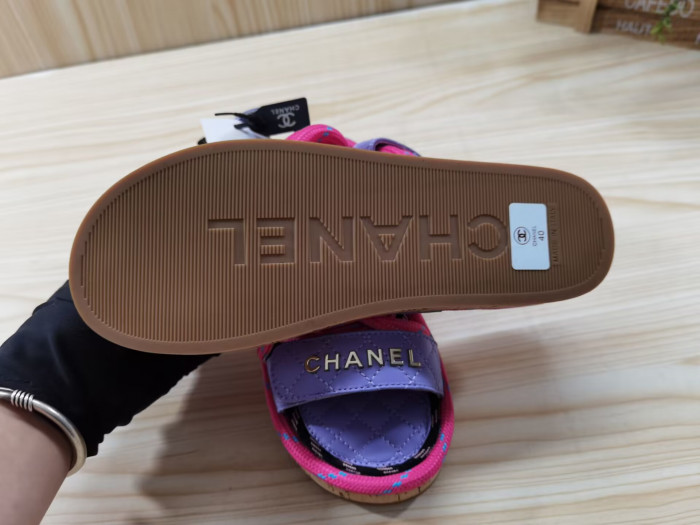 chane* snekaers c000024 (special price)