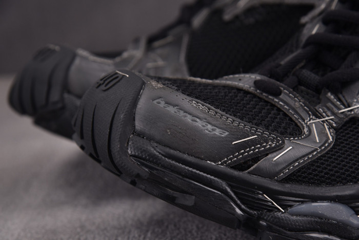 sneaker track 4000218