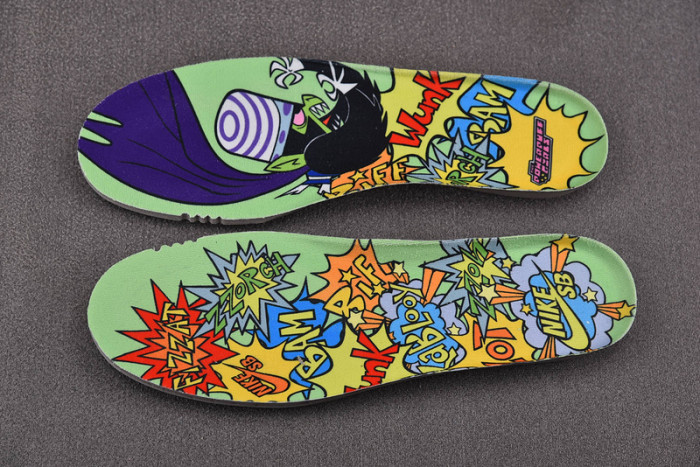 the powerpuff girls x dunk low pro sb qs 