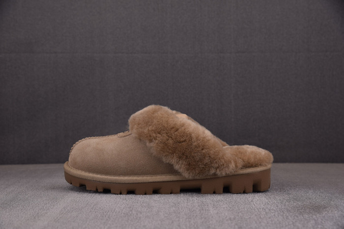UGG SANDALS 5