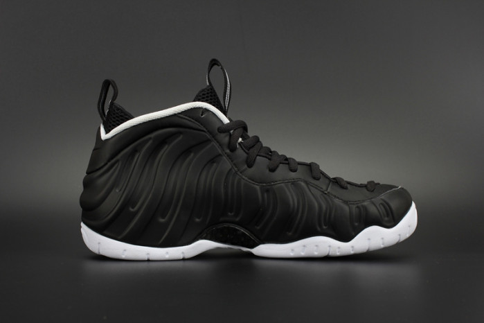 nike air foamposite pro “dr. doom” black/white 624041-006