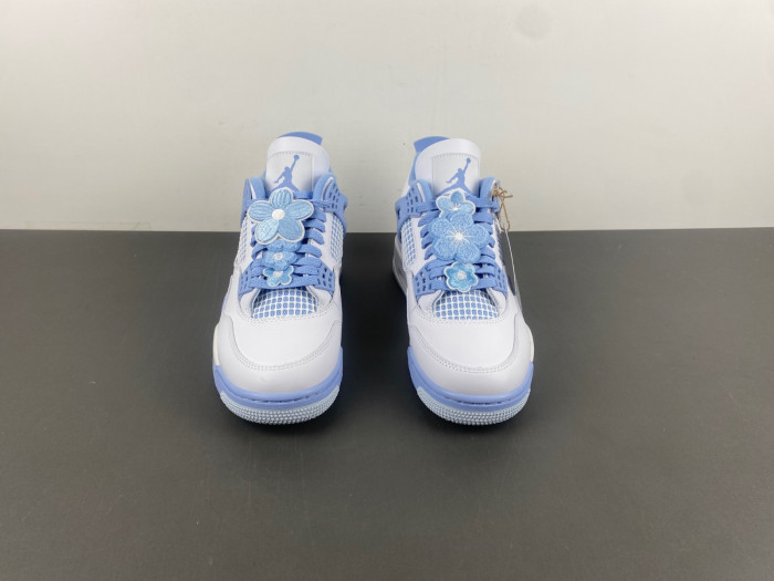 Air Jordan 4 WMNS "Aluminum" HV0823-100