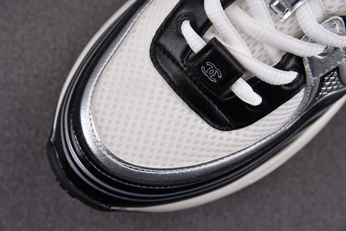 chane* snekaers c000028