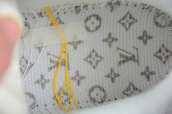 nike low air force 1 x yellow green