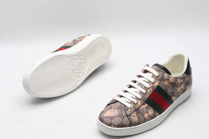 G*u*i* trainer sneaker91