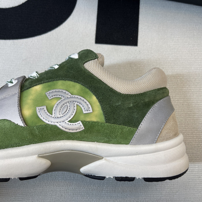 chane* snekaers c000019