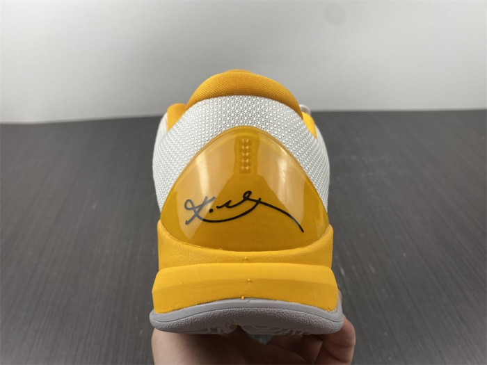 nike zoom kobe 5 white black yellow 386430-104