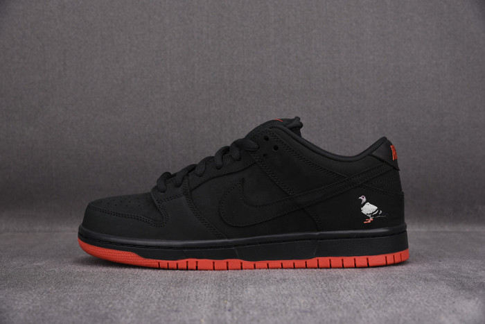nike sb dunk low black pigeon 883232-008