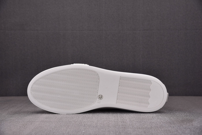 chane* snekaers c000030