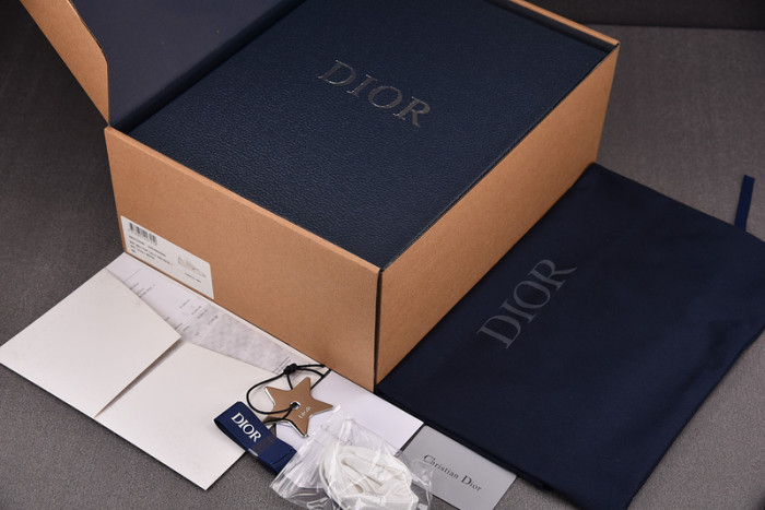 DIO* SNEAKERS B27 T0001-053