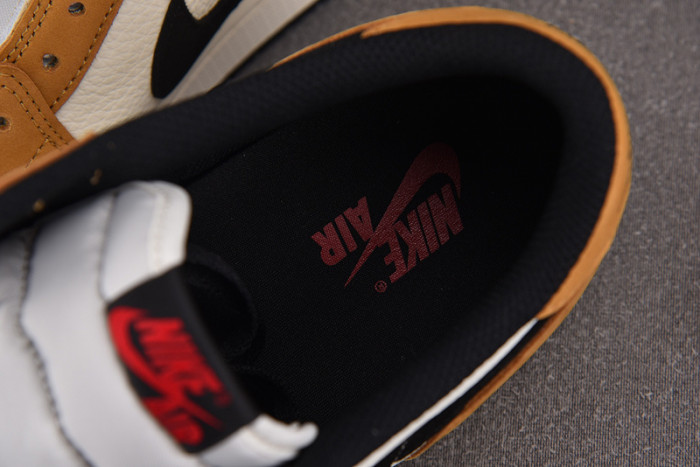 Jordan 1 Low OG Rookie of the Year CZ0790-107