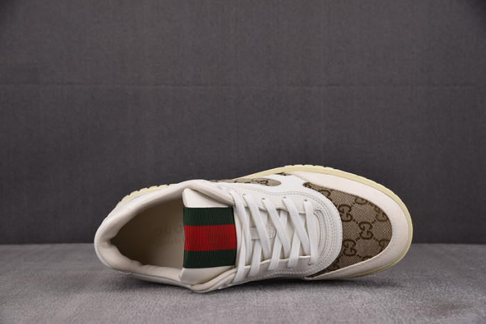 G*u*i* trainer sneaker106