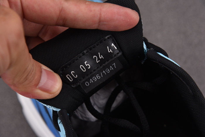 D1OR SNEAKERS B44 T0000-237