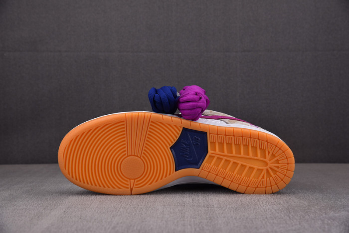 rayssa leal x nike sb dunk low fz5251-001