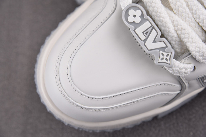 l&v snekaers l0000161