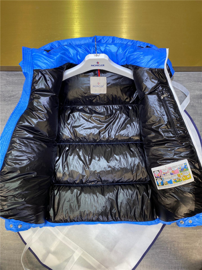 Moncler Down Jacket 72