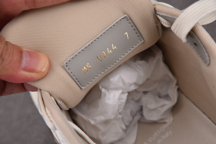 l&v snekaers l0000191