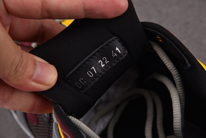 DIO* SNEAKERS B30 T0000-323