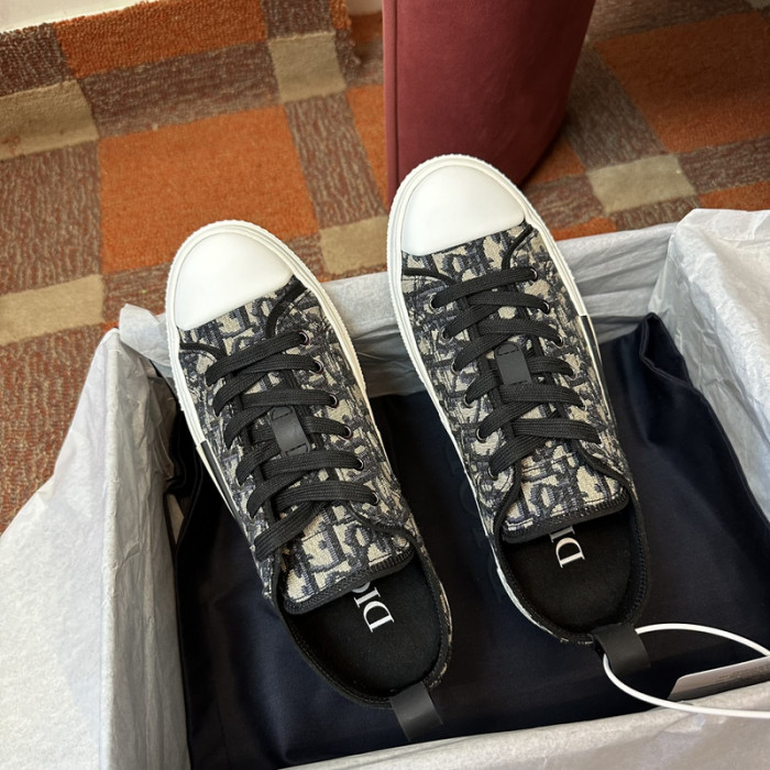 B23 OBLIQUE HIGH top SNEAKERS T00480H080