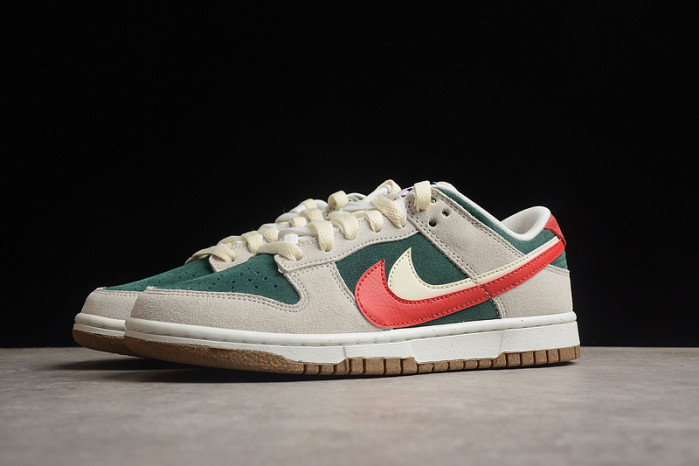 nike dunk low se 85 neptune green d09457-127
