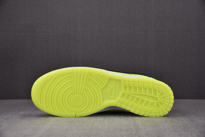 nike dunk low “glow in the dark” fj4610-702