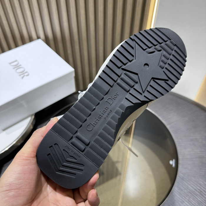 D1OR SNEAKERS T0000-234