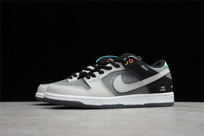 nike dunk low “camcorder” cv1659-001