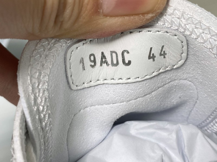 b23 oblique low sneakers t004801-1068