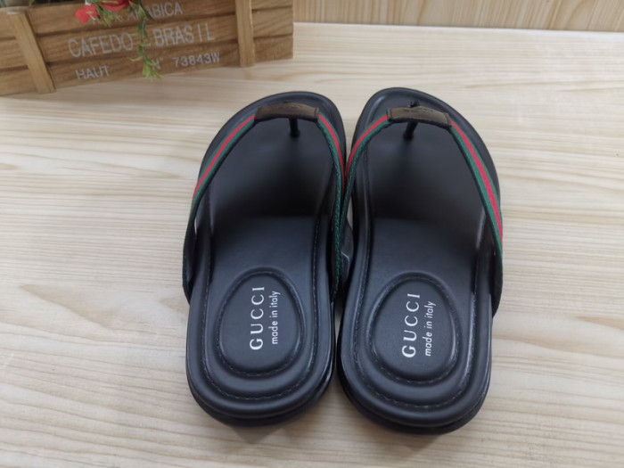 G*u*i* sandal107