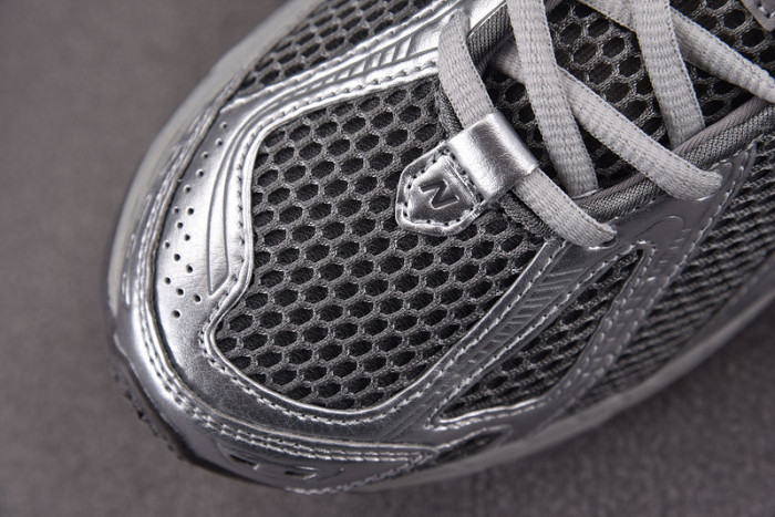 NEW BALANCE 1906R NB000041