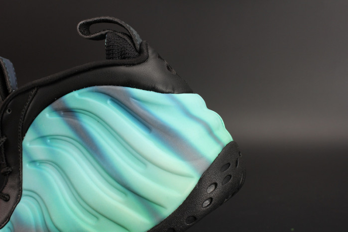 nike air foamposite one “N0*Hern lights” black/green mens 840559-001