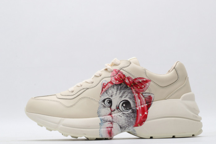 G*u*i* trainer sneaker21