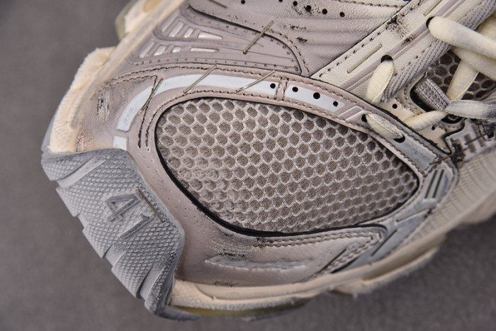 SNEAKER STAPLER 7000010