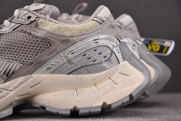 SNEAKER STAPLER 7000010