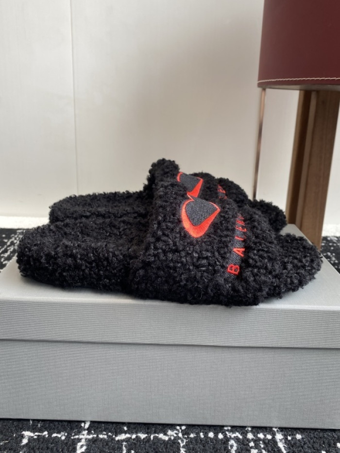 BALENCIAG* SANDAL 70