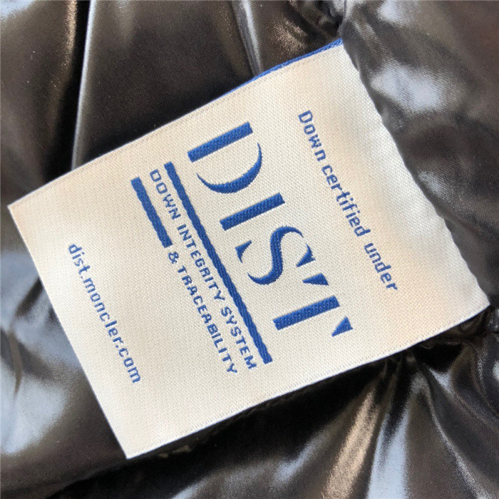 moncler down vest 46