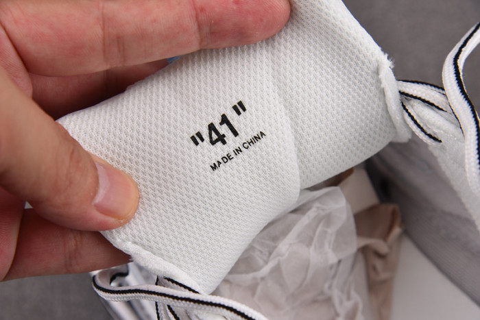 OFW Be Right Back BRB000011