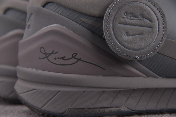 Nike Kobe 4 Black Mamba Collection Fade to Black 869450-005