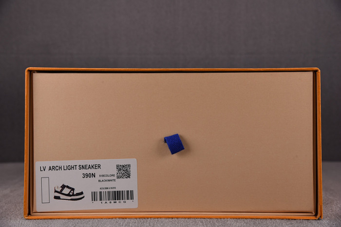 l&v snekaers l0000104