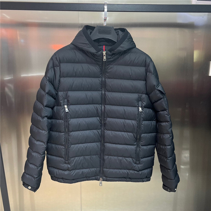 Moncler Down Jacket 62